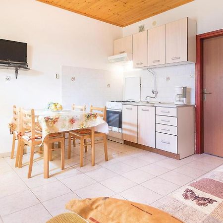 Awesome Apartment In Pula With Wifi Exteriör bild